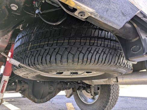 Certified 2025 GMC Sierra 2500 SLT w/ SLT Premium Package image 34