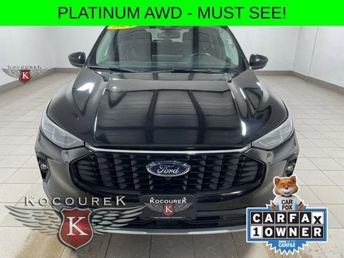 Used 2024 Ford Escape Platinum image 2