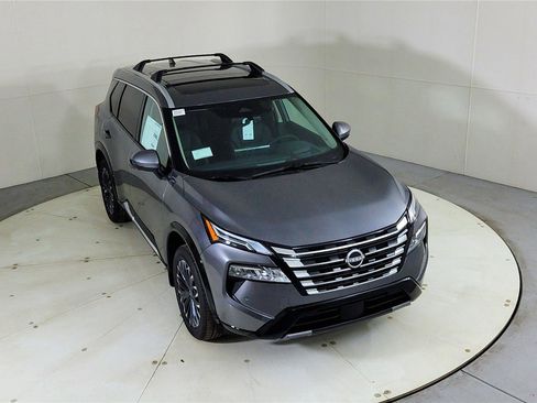 New 2026 Nissan Rogue Platinum w/ Platinum Premium Package image 14