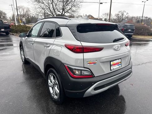 Used 2023 Hyundai Kona SEL w/ Convenience Package image 3
