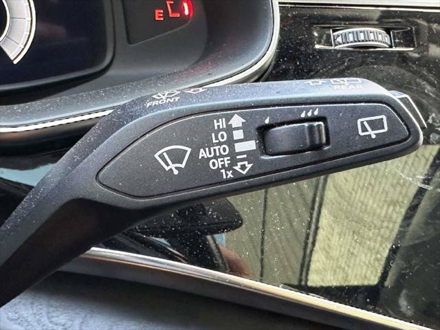 Used 2023 Audi Q7 3.0T Premium Plus AWD/4WD image 32