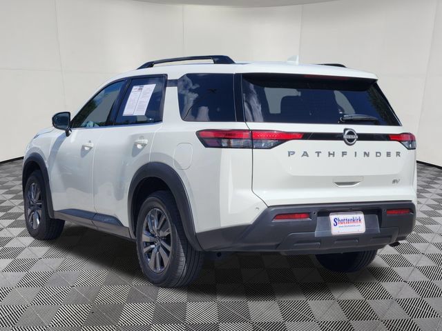 Used 2024 Nissan Pathfinder SV FWD image 8