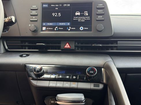 Certified 2025 Hyundai Elantra Sport FWD image 24