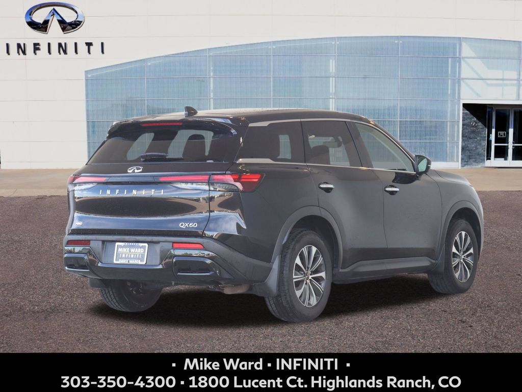 Used 2024 INFINITI QX60 Pure AWD/4WD image 6