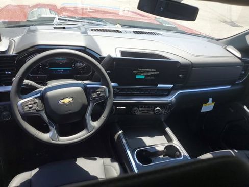 New 2026 Chevrolet Silverado 2500 LTZ w/ LTZ Plus Package AWD/4WD image 10