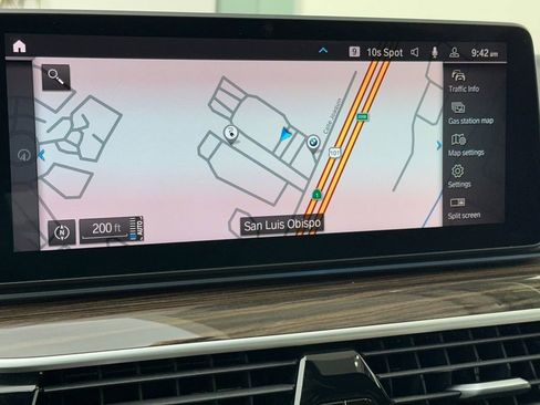 Used 2023 BMW 530e xDrive w/ Executive Package image 21