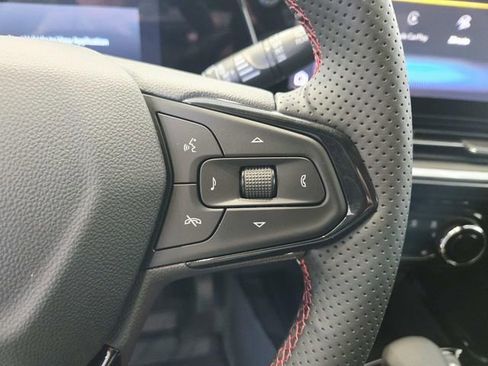 New 2026 Chevrolet Trax RS w/ Driver Confidence Package image 17