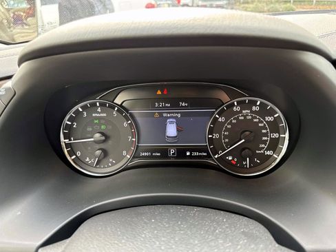 Certified 2024 INFINITI QX80 Premium Select image 27