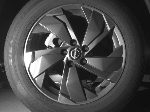 Used 2025 Nissan Rogue SV image 15