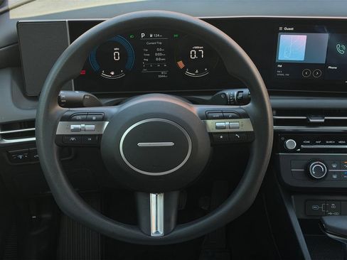 Used 2026 Hyundai Santa Cruz SE FWD image 18