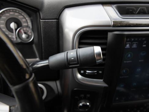 Used 2017 RAM 2500 Limited AWD/4WD image 22