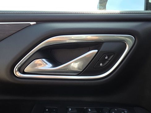 Used 2023 Chevrolet Tahoe LT image 18