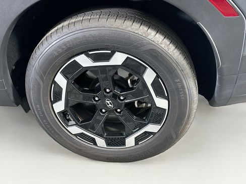 Used 2025 Hyundai Santa Fe SEL image 11