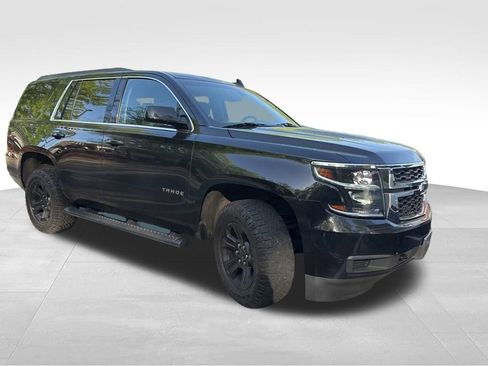 Used 2019 Chevrolet Tahoe LS image 3
