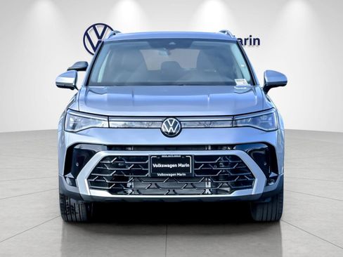 New 2026 Volkswagen Taos SEL AWD/4WD image 8