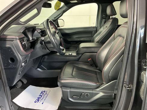 Used 2022 Ford Expedition Max Limited AWD/4WD image 8