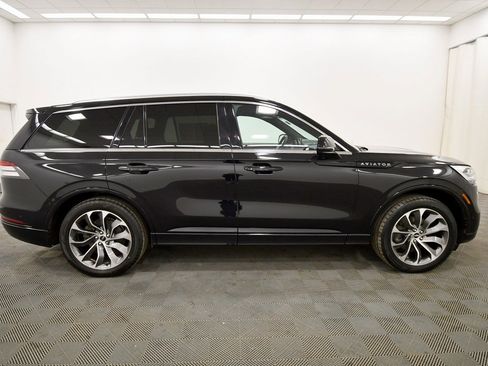 Used 2023 Lincoln Aviator Grand Touring w/ Equipment Group 301A image 9