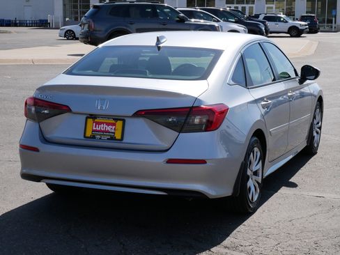 Used 2023 Honda Civic LX image 6