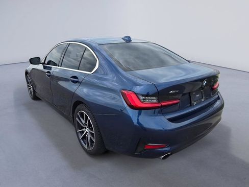 Used 2021 BMW 330e xDrive w/ Premium Package AWD/4WD image 3