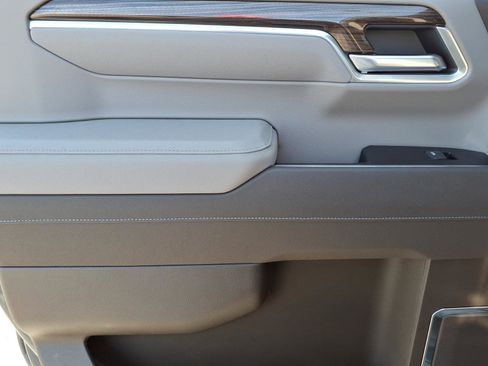 New 2026 Chevrolet Silverado 1500 LT image 9