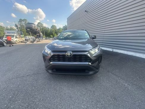 Used 2025 Toyota RAV4 XLE FWD image 2