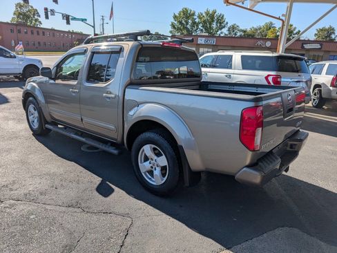Used 2006 Nissan Frontier LE w/ (H01) Rockford Fosgate Pkg image 5