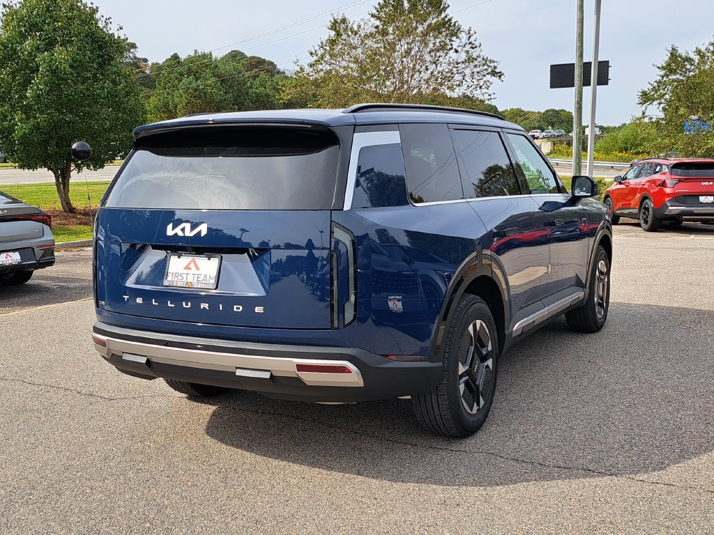 New 2027 Kia Telluride EX FWD image 4
