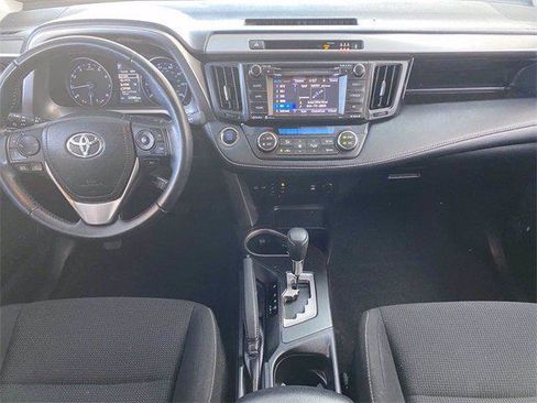 Certified 2018 Toyota RAV4 XLE FWD image 25