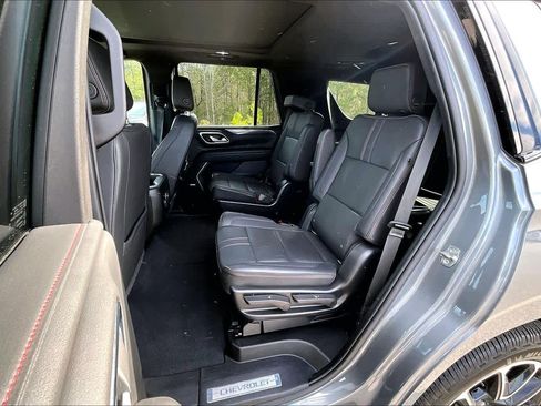 Used 2022 Chevrolet Tahoe RST w/ Luxury Package image 21