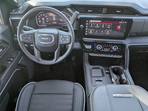 Used 2026 GMC Sierra 2500 AT4X AWD/4WD image 10