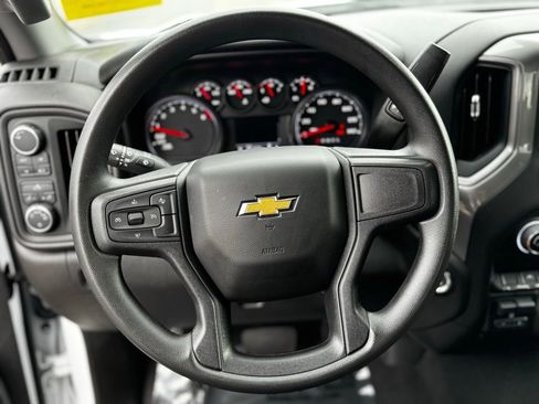 Used 2024 Chevrolet Silverado 1500 Custom image 25