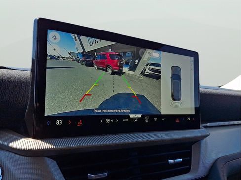 Used 2025 Ford Explorer Active image 19