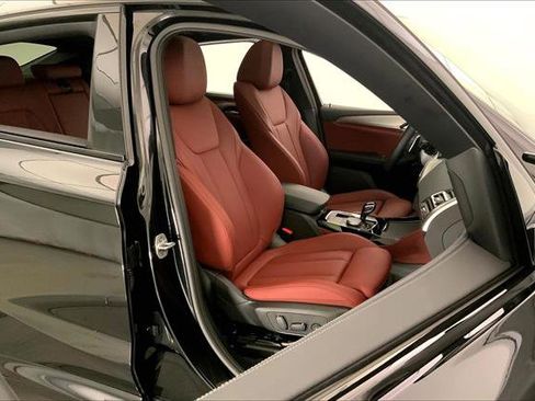 Certified 2024 BMW X4 M40i image 6