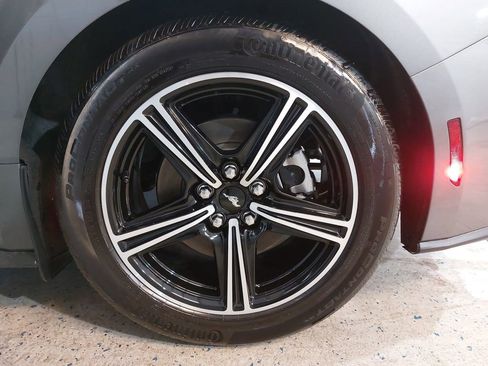 Used 2025 Ford Mustang Coupe RWD image 35
