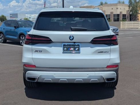 New 2026 BMW X5 xDrive50e w/ Premium Package AWD/4WD image 7