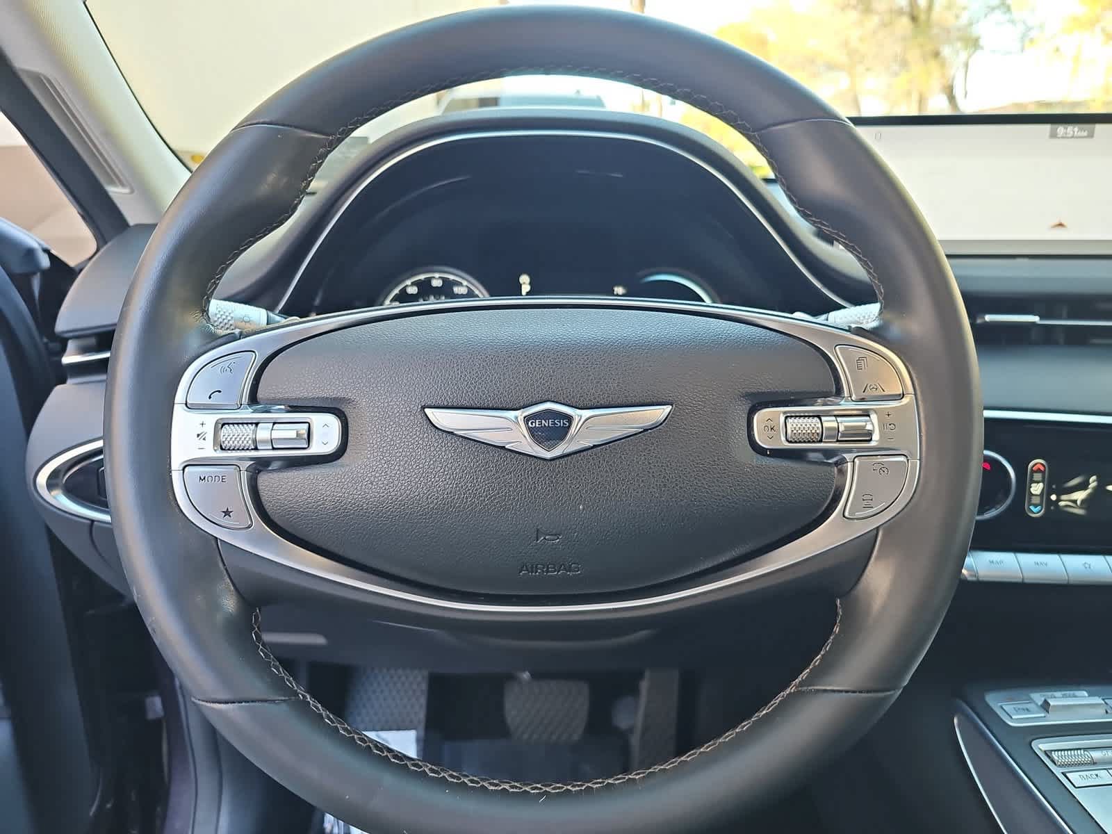 Used 2023 Genesis GV70 2.5T w/ Select Package AWD/4WD image 19