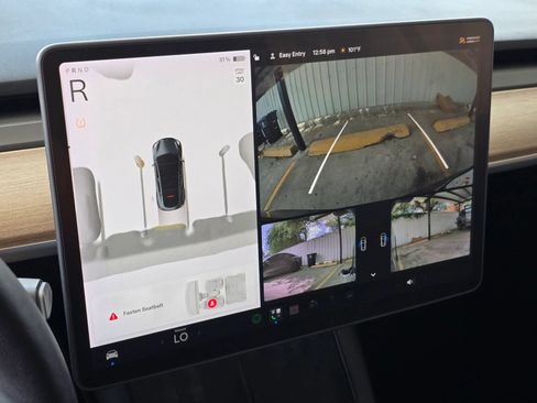 Used 2022 Tesla Model Y Performance AWD/4WD image 14