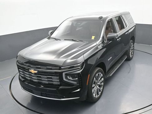 Used 2025 Chevrolet Tahoe High Country image 65