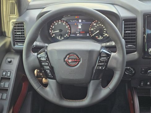 Certified 2023 Nissan Frontier PRO-4X w/ Pro-4X Premium Package AWD/4WD image 17