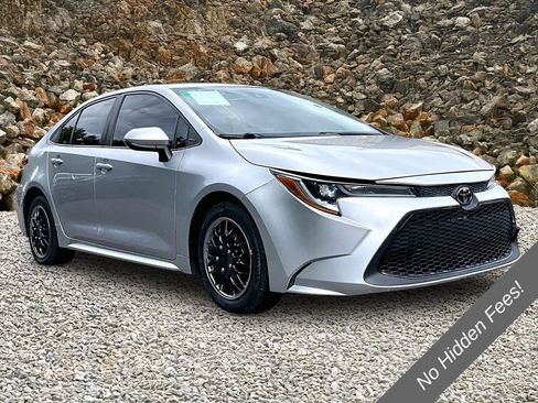 Used 2021 Toyota Corolla LE FWD image 10