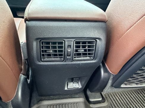 Used 2023 Toyota 4Runner Limited AWD/4WD image 21