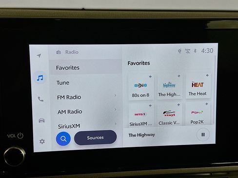 Used 2025 Toyota Camry LE image 21