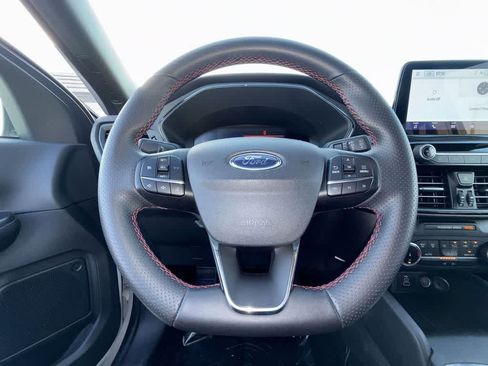 Used 2025 Ford Escape ST-Line AWD/4WD image 15