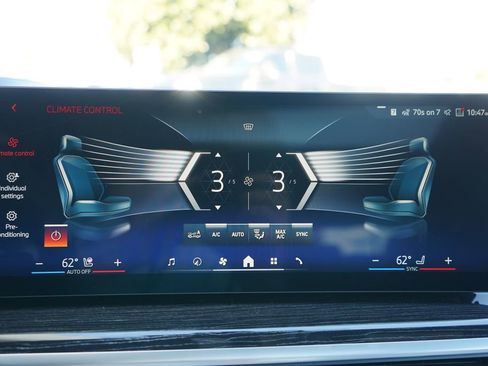 New 2026 BMW X6 xDrive40i w/ Climate Comfort Package image 17