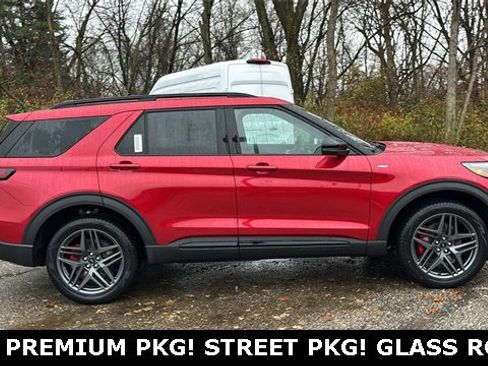 New 2026 Ford Explorer ST-Line w/ ST-Line Street Pack image 28