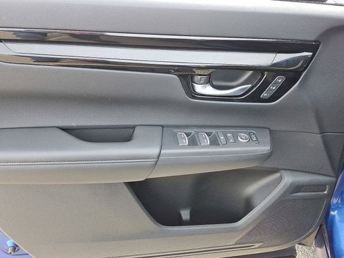 Used 2025 Honda CR-V EX-L image 11