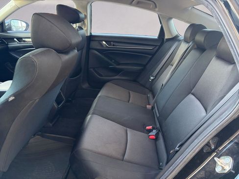 Used 2019 Honda Accord LX image 13