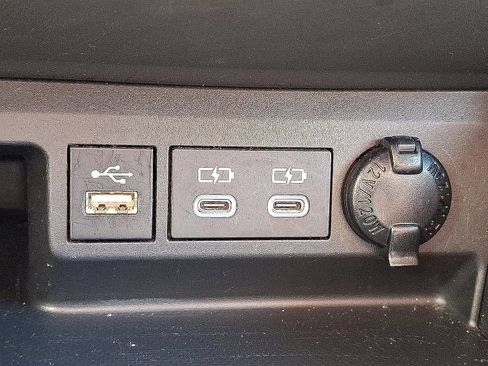 Certified 2024 Toyota Highlander LE image 24