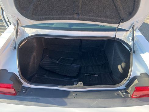 Used 2013 Dodge Challenger R/T image 14