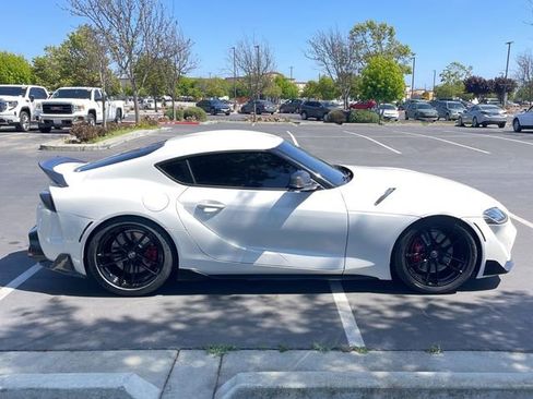 Used 2021 Toyota Supra Premium w/ Driver Assist Package RWD image 7